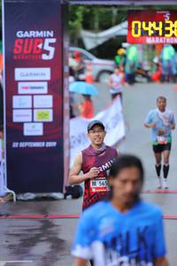 BIB: 044, 565
                            <button type="button" onclick="openModal(5746105)" class="btn btn-primary btn-sm float-right btn-popup" data-toggle="modal" data-target=".modal-high-quality">
                        <i class="fas fa-shopping-cart"></i> Add to Cart
                    </button>
                                            <button type="button" onclick="isThisMe(5746105, true)" class="btn btn-success btn-sm float-right btn-popup btn-isme hidden" data-toggle="tooltip" data-placement="bottom" title="นี่คือรูปของคุณใช่ไหม คลิกที่นี่เพื่อเอาเข้าอัลบั้ม">
                        <i class="fas fa-plus"></i> Add to album
                    </button>
                    <button type="button" onclick="isThisMe(5746105, false)" class="btn btn-warning btn-sm float-right btn-popup btn-isnotme hidden">
                        <i class="fas fa-ban"></i> Remove from album
                    </button>